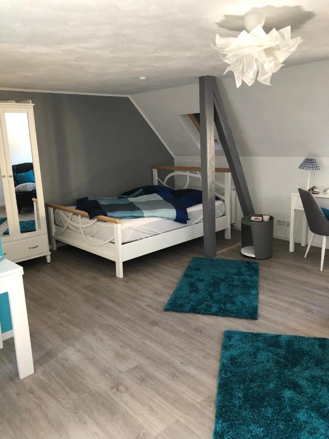 Charmante Ferienwohnungen Auf Reitstall Wasserburg Anstel - Ein Ort Zum Wohlfuehlen Und Entspannen Rommerskirchen エクステリア 写真